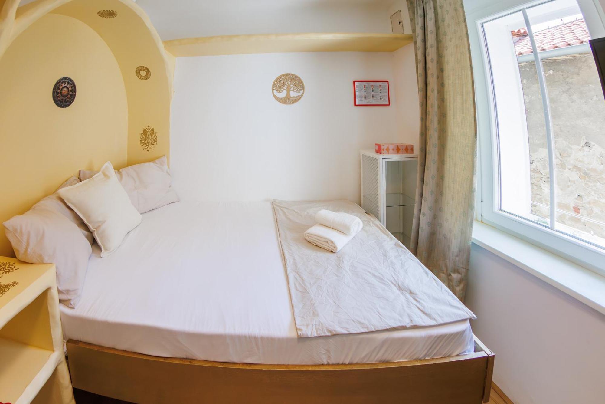 Plutus Apartments And Rooms With Free Parking Koper Exterior photo