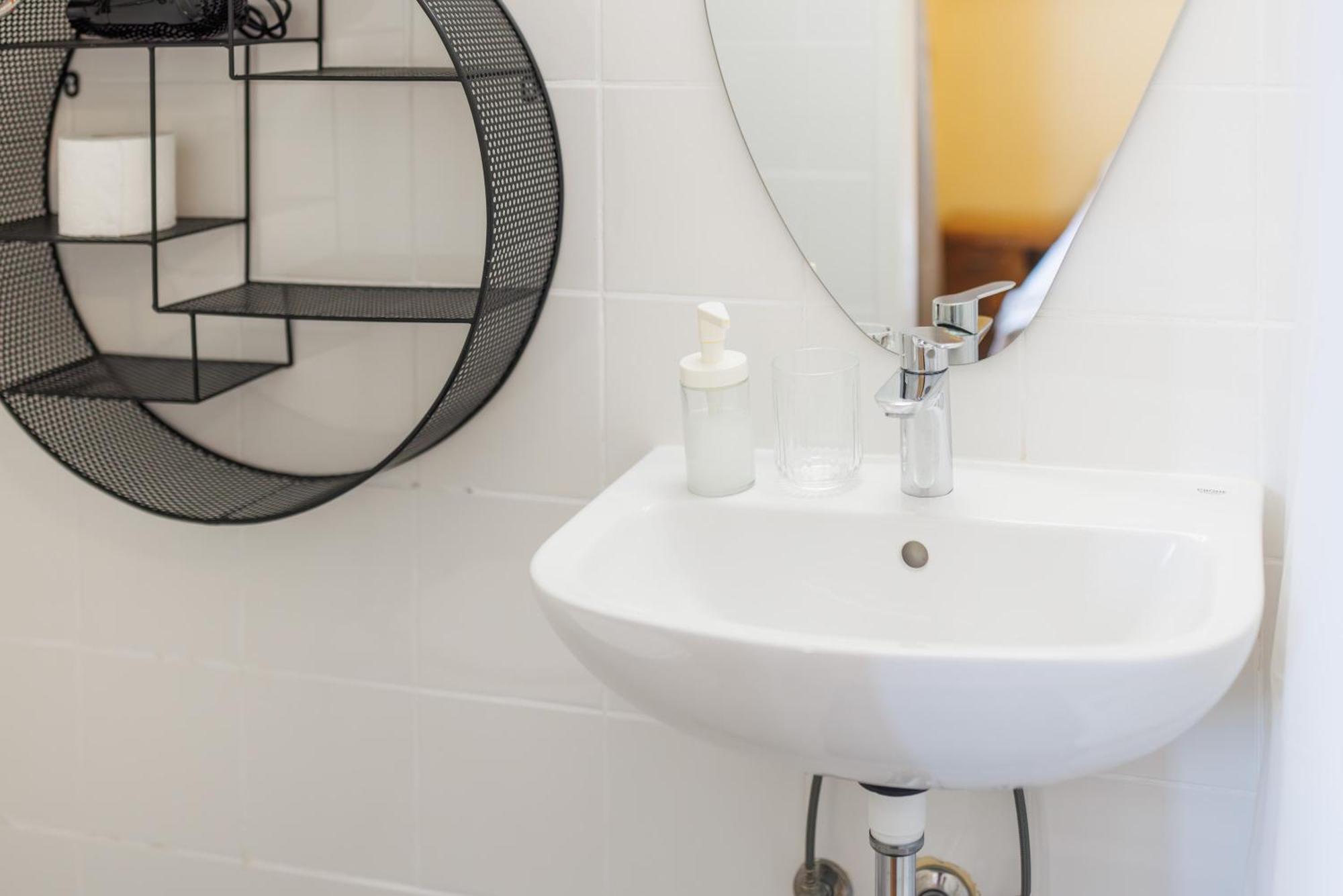 Plutus Apartments And Rooms With Free Parking Koper Exterior photo