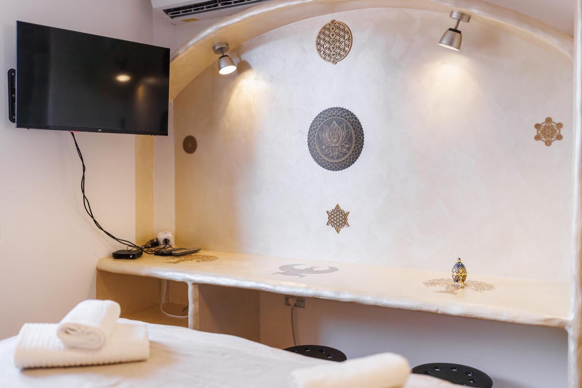 Plutus Apartments And Rooms With Free Parking Koper Exterior photo