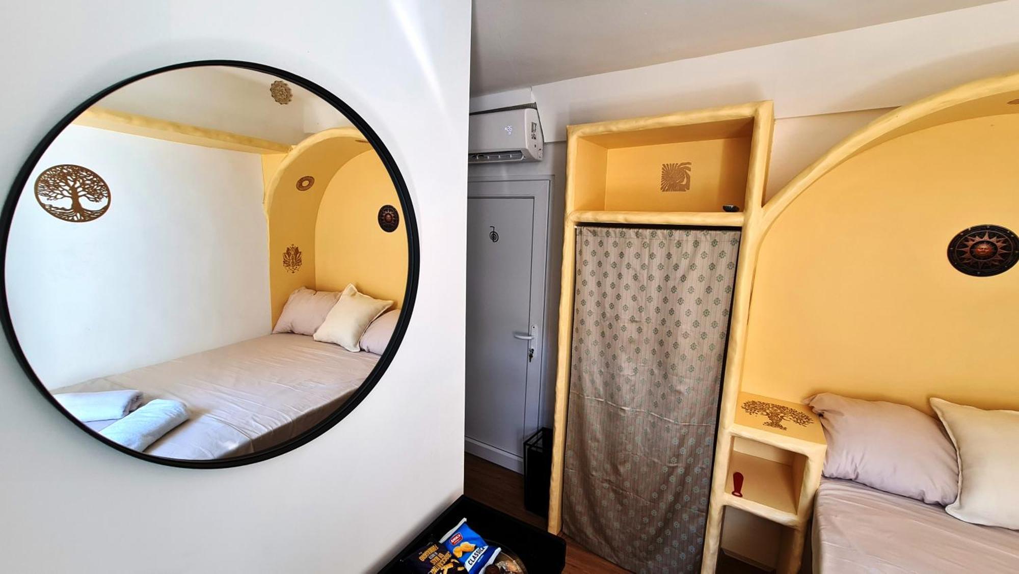 Plutus Apartments And Rooms With Free Parking Koper Exterior photo