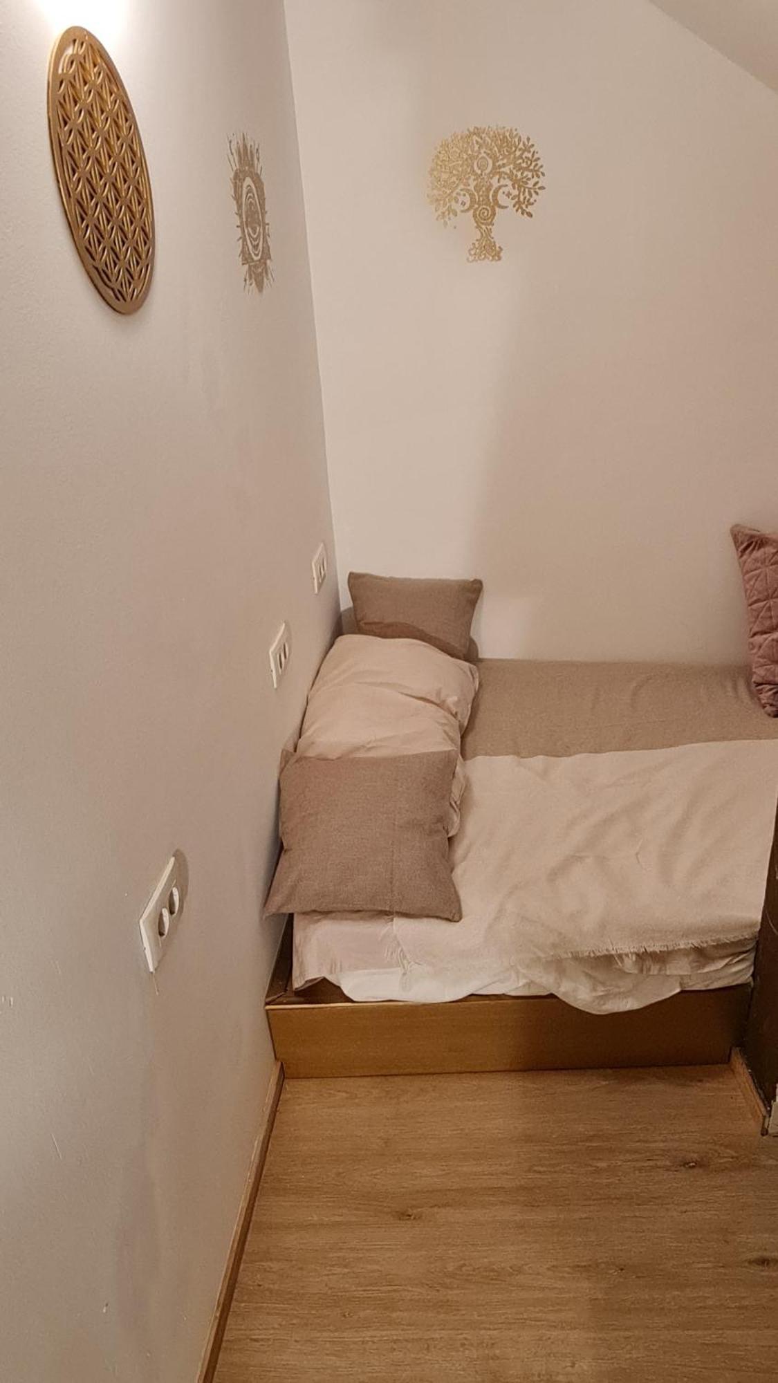 Plutus Apartments And Rooms With Free Parking Koper Exterior photo